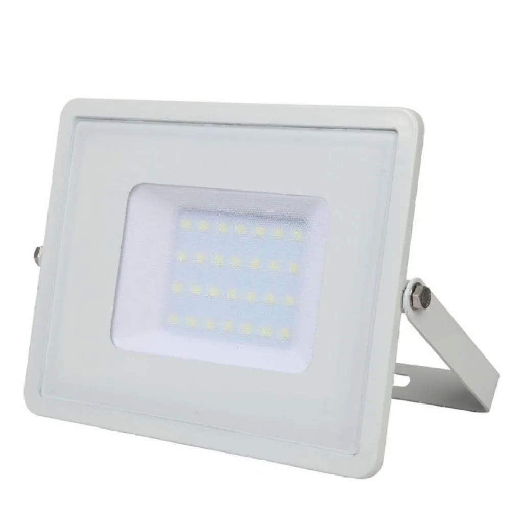 Faro Led Smd Chip Samsung 30W Colore Bianco 4000K, vista frontale angolata