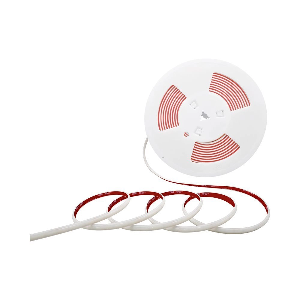 Strip LED 220V SMS2025 12.5W/m 5m 286 LED/m effetto COB con Spina 6500K 10mm, vista del rotolo e striscia