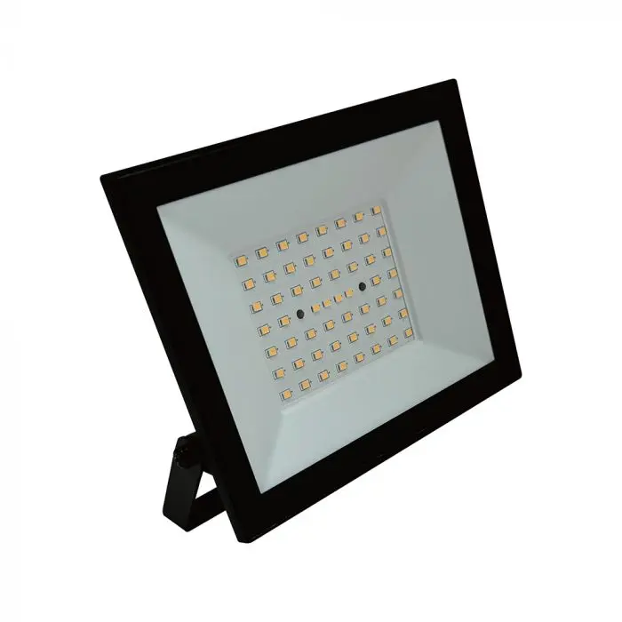 Faro LED SMD 50W Slim E-Series con Driver Integrato Nero 4000K, vista angolata frontale