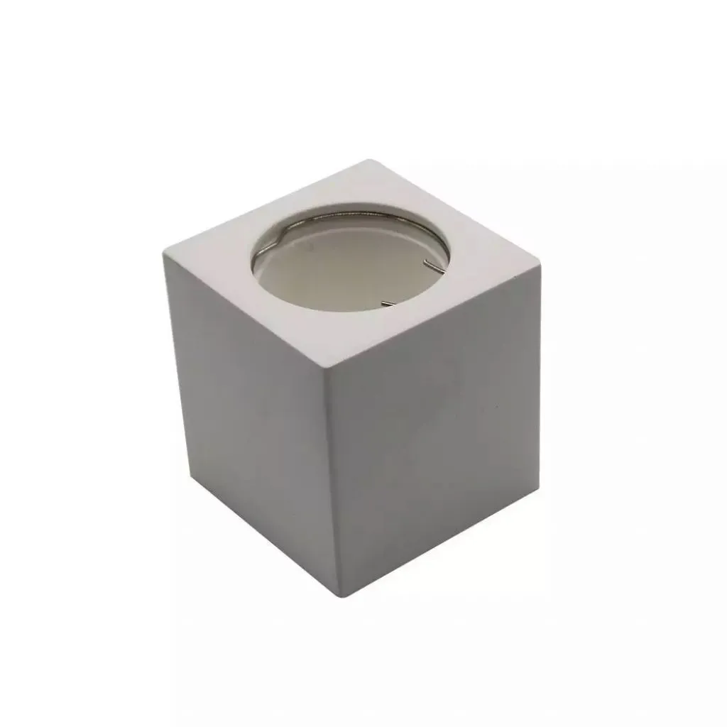 Portafaretto LED Montaggio a Plafone Quadrato GU10 e GU5.3 (MR16) Corpo in Gesso Bianco, vista angolata