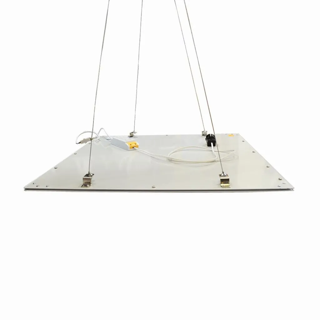 Kit Universale Pannelli LED per Montaggio a Sospensione, vista posteriore angolata