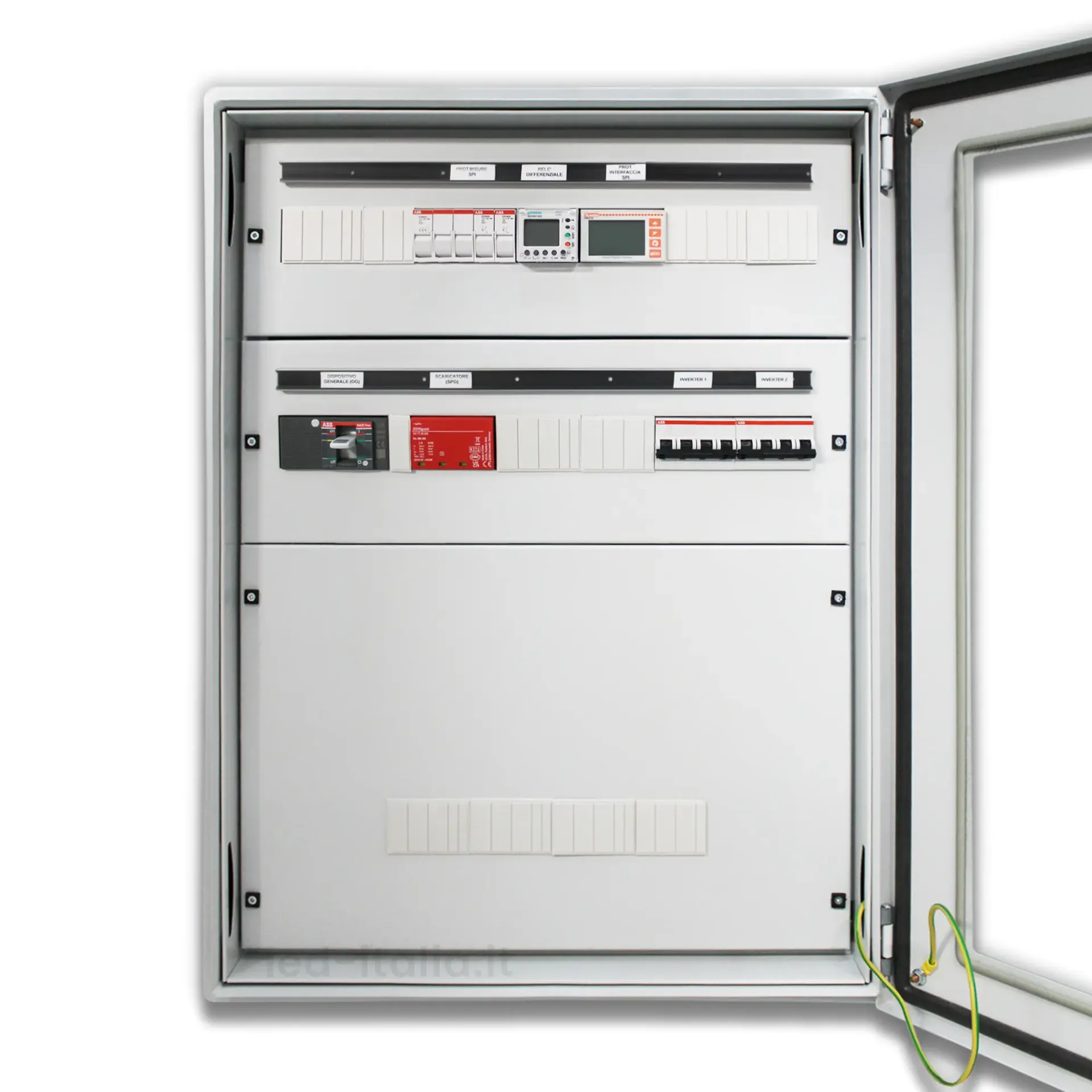 Quadro AC Trifase 50kW Doppio Inverter 100A 400V 4x24 Moduli Differenziale Tarabile + SPI CEI 0-21 ABB / DEHN, vista interna con sportello aperto